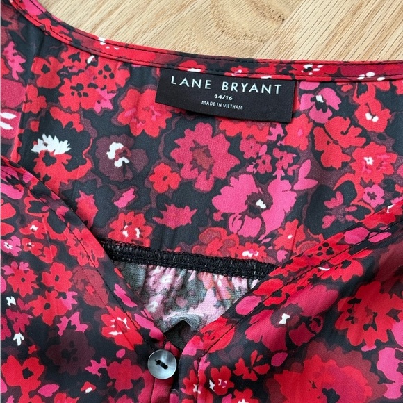 Lane Bryant Ruched Button-Front Knit & Woven Blouse Red Floral Plus Size 14/16 - Picture 5 of 11